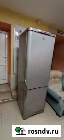 Холодильник indesit Иркутск - изображение 1