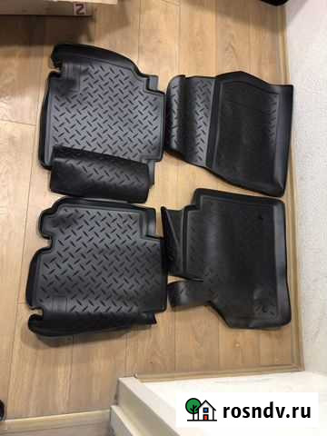 Комплект резиновых ковриков с бортом Renault Kango Улан-Удэ - изображение 1
