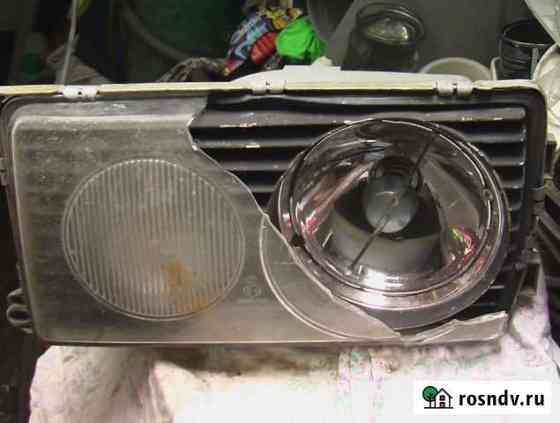 Фара на mercedes 230 правая Сочи