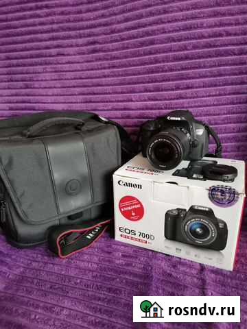 Зеркальный фотоаппарат Canon 700 D EF-S 18-55 IS S Курагино - изображение 1