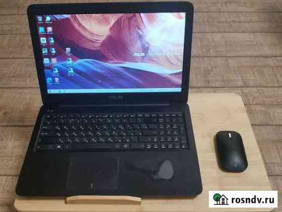 Ноутбук asus X556U (core i5) Волжский