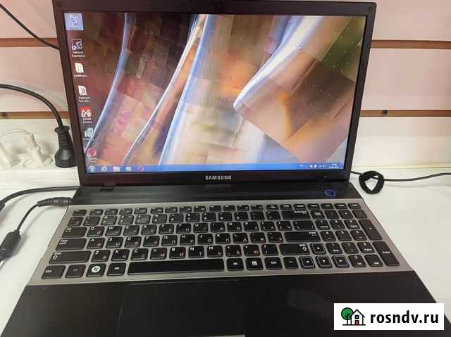 Ноутбук Samsung NP300V5A (29) Курган - изображение 1