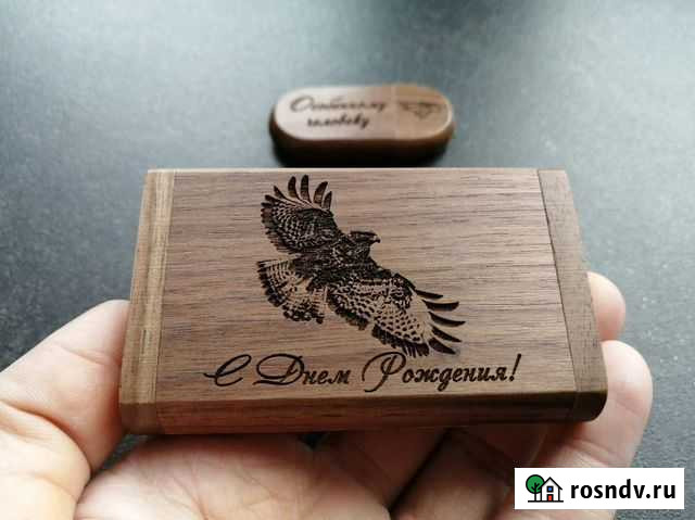 Деревянная флешка с гравировкой на 64 Гб Барнаул - изображение 1