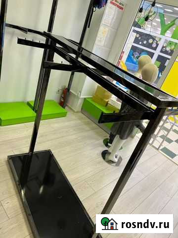 Торговое оборудование, стол, стойки, настенное обо Омск - изображение 1