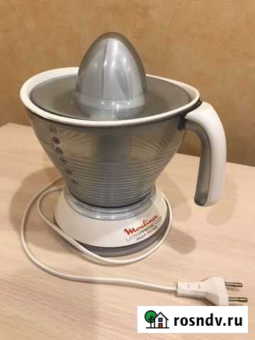 Соковыжималка Moulinex Vitapress 1000 Сургут - изображение 1