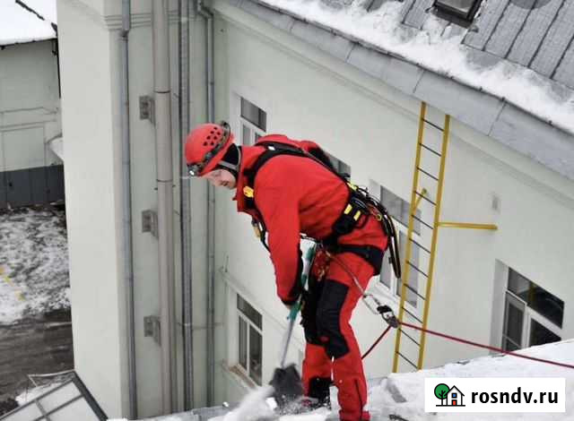 Чистка кровли от наледи и снега Петрозаводск - изображение 1