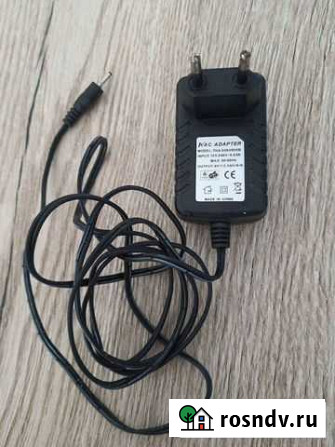 Блок питания для планшета 9 V 2.5 A Новый - изображение 1