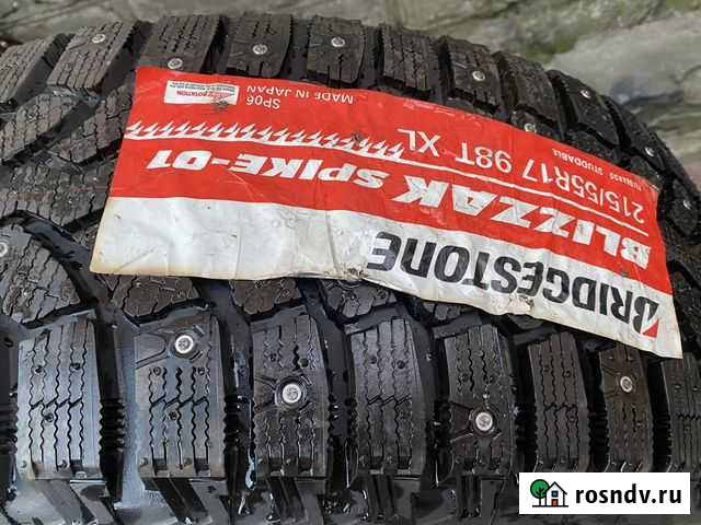 Bridgestone Blizzak Spike-01 215/55 R17 98T Черкесск - изображение 1
