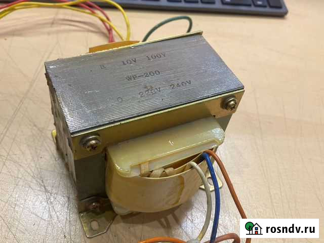 Японский Трансформатор с 220 на 10 и 100 вольт Хабаровск - изображение 1