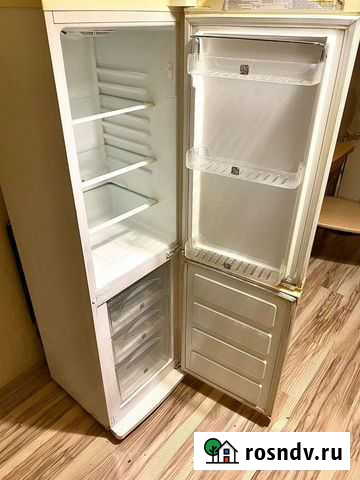 Холодильник бу samsung Чебоксары - изображение 1