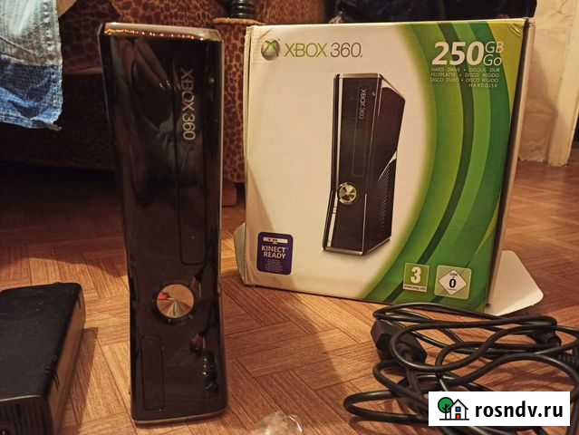 Xbox 360 slim 250gb чёрный Астрахань - изображение 1