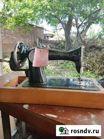 Швейная машинка с ручным управлением Ейск - изображение 1