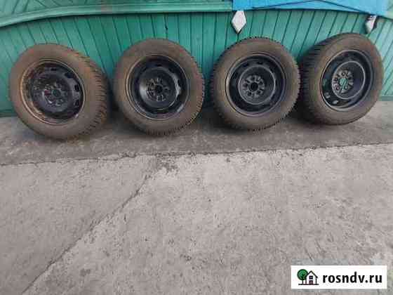 Продам зимние Шины toyo (японские) липучка Барнаул