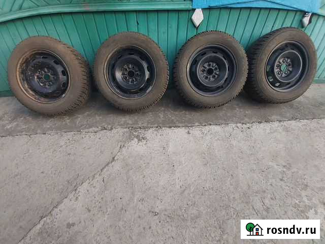 Продам зимние Шины toyo (японские) липучка Барнаул - изображение 1