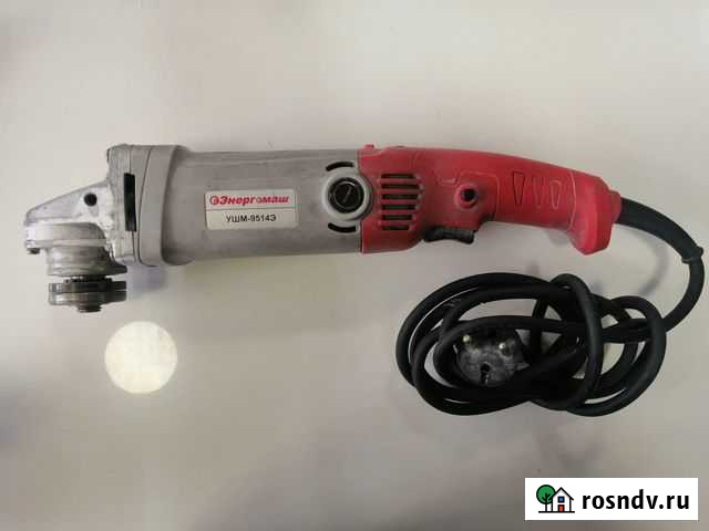 Болгарка Энергомаш ушм-9514Э Абакан - изображение 1