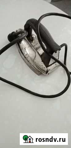 Утюг электрический Барнаул - изображение 1