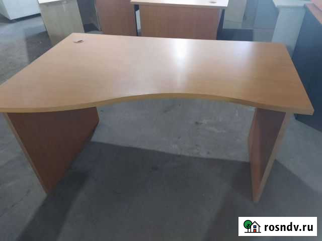 Офисный угловой стол. Доставка бесплатно Хабаровск - изображение 1