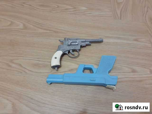 Пистолеты, трактор, машинки СССР Екатеринбург - изображение 1