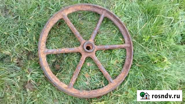Старинное колесо Вышний Волочек - изображение 1