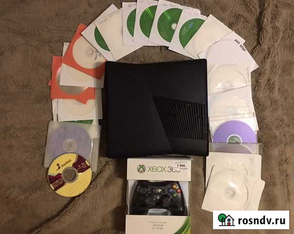 Xbox 360 Slim, 250GB,прошит привод + 22 диска Смоленск - изображение 1