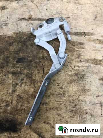 Петля капота Левая VW Passat B7 Полевской - изображение 1