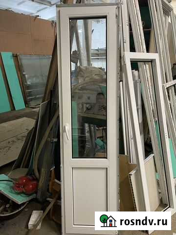 Пластиковая дверь пвх бу Магадан - изображение 1