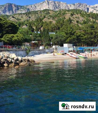 Коттедж 40 м² на участке 5 сот. в аренду посуточно в Алупке Алупка - изображение 1