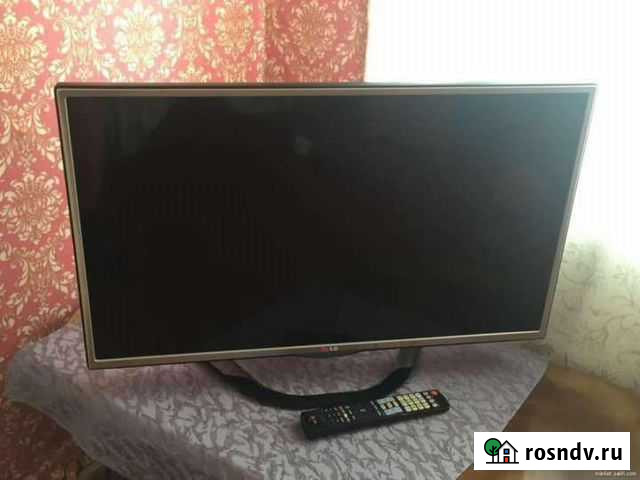 Телевизор lg 32 3D. Без смарт тв Красноперекопск - изображение 1