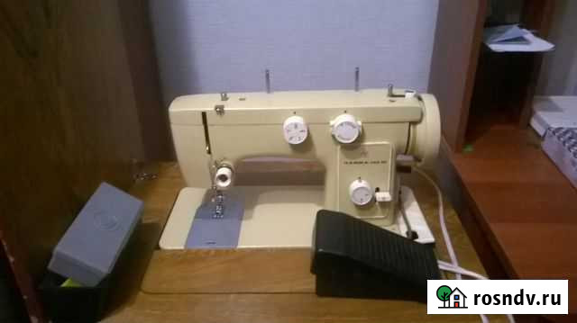 Швейная машина Чайка 142 М Лесной - изображение 1