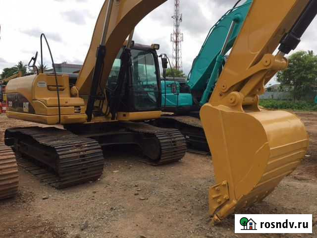 Стекло боковое правое на Caterpillar 320 DL Казань - изображение 1