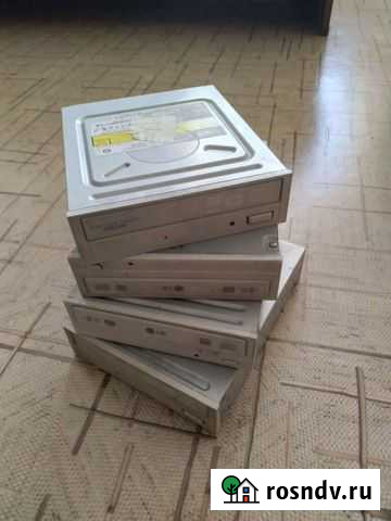 4 DVD привода цена за все Улан-Удэ - изображение 1