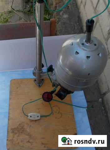 Фотоувеличитель Юность производства СССР Курск - изображение 1