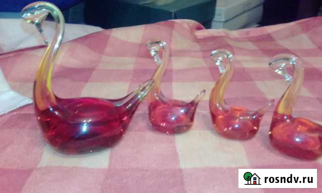 Семья лебедей.Цветное стекло.Чехия Кириши - изображение 1