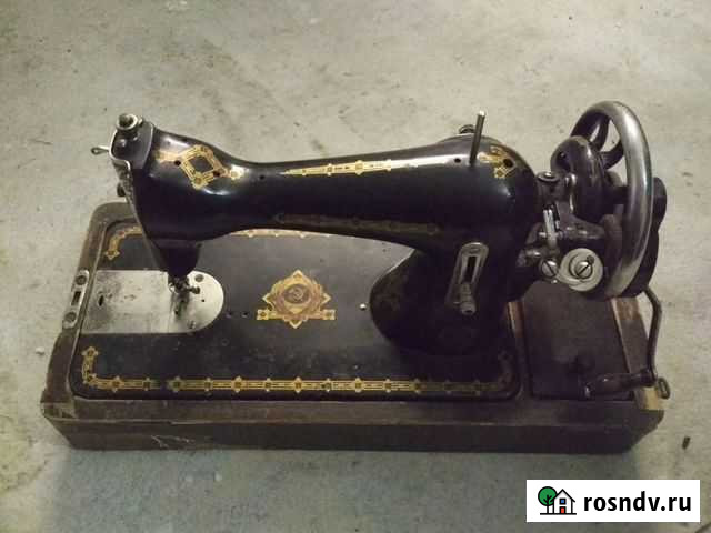 Швейная машина Подольск с гербом Калуга - изображение 1