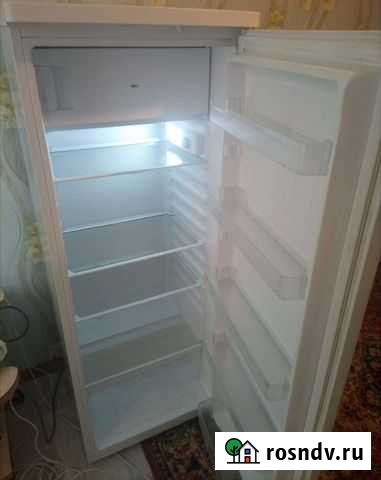 Холодильник бу Саяногорск - изображение 1