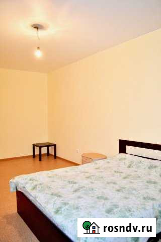 2-комнатная квартира, 63 м², 1/3 эт. в аренду на длительный срок в Ноябрьске Ноябрьск - изображение 1