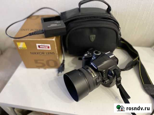 Продаю фотоаппарат и объектив Королев - изображение 1