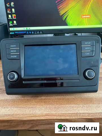 Магнитола swing 3 skoda rapid 5JA 035 871 C Иркутск - изображение 1