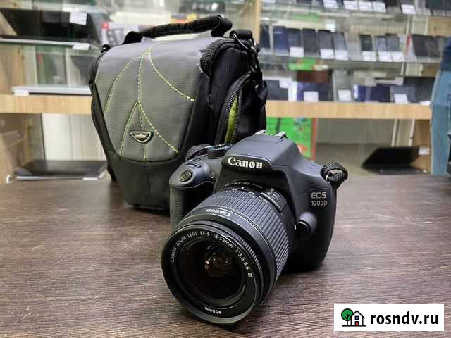 Зеркальный фотоаппарат Canon EOS 1200D kit Благовещенск - изображение 1