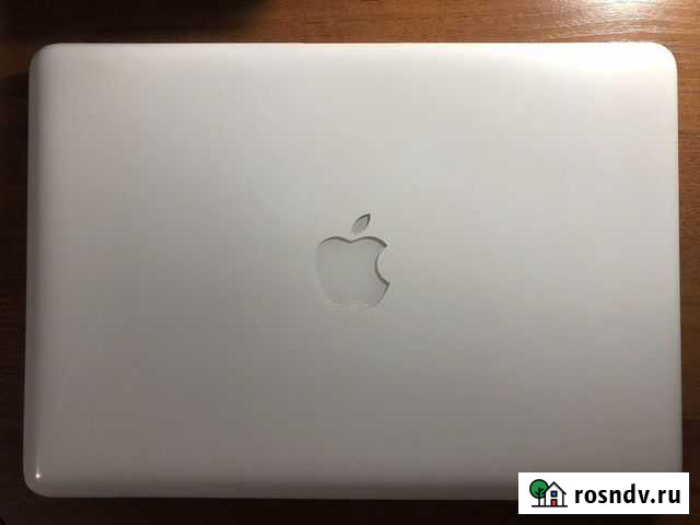 MacBook 13 white 2010 Клин - изображение 1