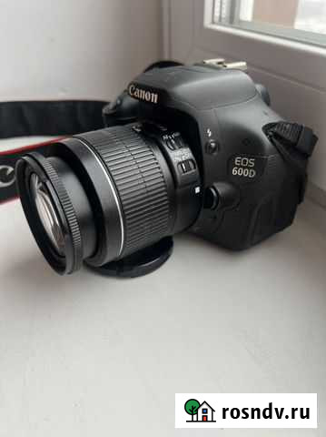 Зеркальный фотоаппарат Октябрьский - изображение 1