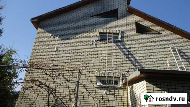 Утепление Пеноизолом пустот зазор внутри стен дома Губкин - изображение 1