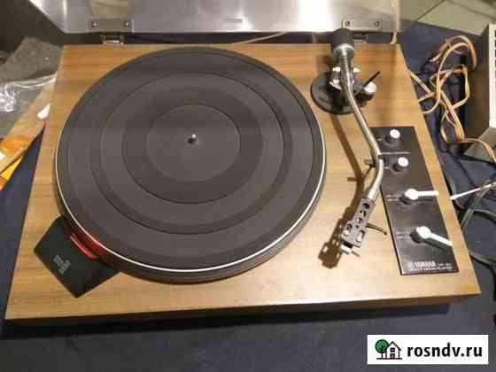 Виниловый проигрыватель Yamaha YP-511 Владивосток