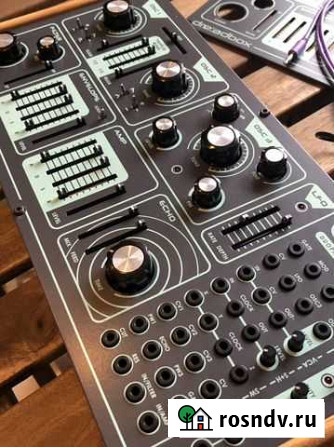 Аналоговый синтезатор Dreadbox Erebus v3 Новосибирск - изображение 1