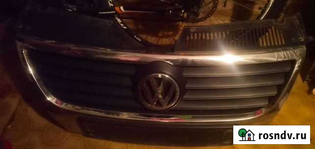 Решетка радиатора VW Passat B6 с эмблемой Дубна - изображение 1