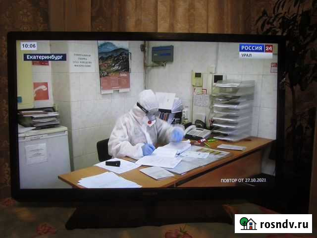 Телевизор ЖК 32 дюйма Нижний Тагил - изображение 1