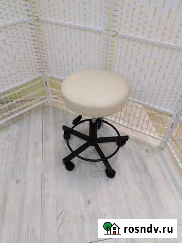 Стул мастера без спинки. Цвет бежевый Смоленск - изображение 1