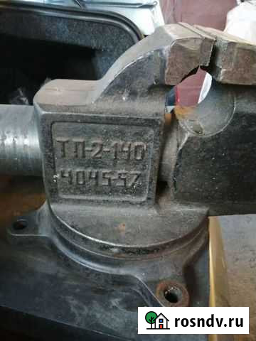 Тиски слесарные СССР Владикавказ - изображение 1