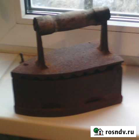 Старинный угольный утюг Псков - изображение 1