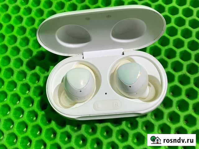Наушники samsung buds plus Красноярск - изображение 1
